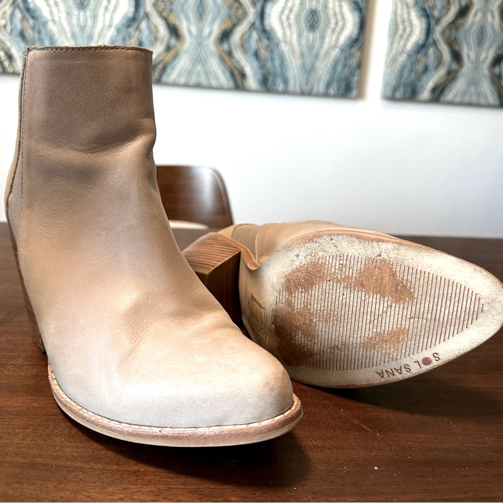 SOL SANA Leather Toni Boot in Stone